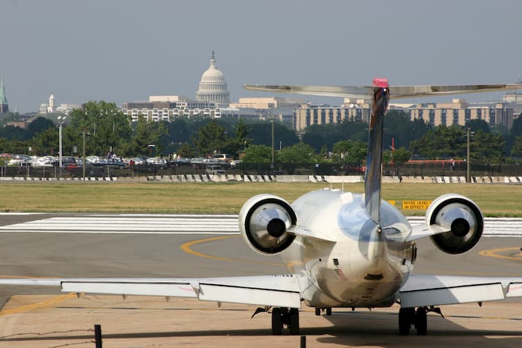 Plane at Reagan with Capitol in background